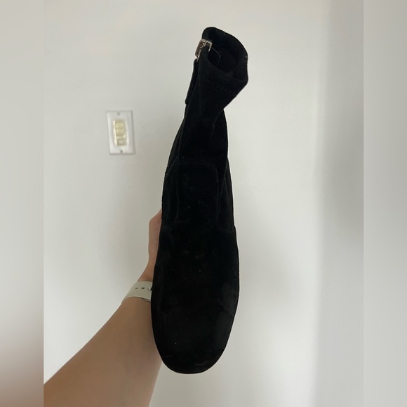Steve Madden Suede Booties - Size 6 - Picture 6 of 6